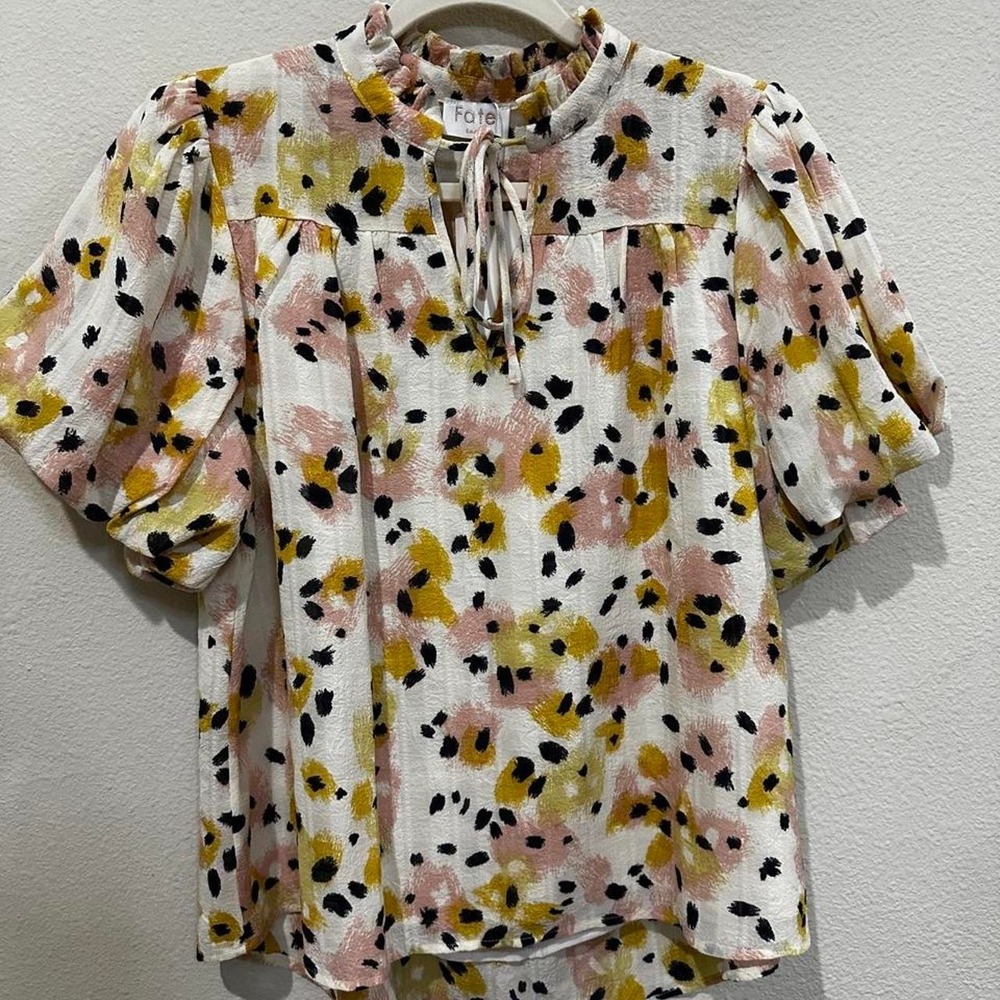 Fate blouse with abstract floral print size small NWT